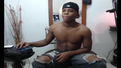 Snapshot of demond_333 chatting on September 21, 2025, 2:08 pm DEMOND online show from September 21, 2025, 2:08 pm