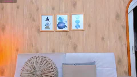 DEMY online show from April 21, 2026, 3:24 am