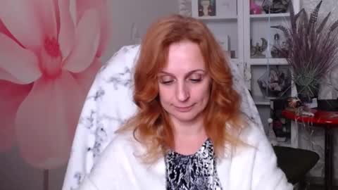 Snapshot of denhiey_here chatting on December 12, 2024, 6:10 pm denhiey online show from December 12, 2024, 6:10 pm