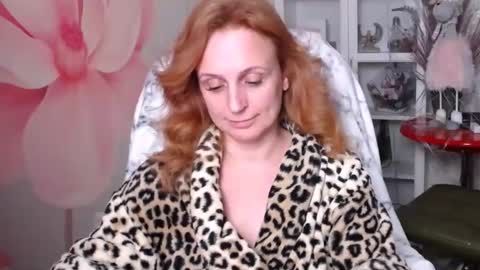 Snapshot of denhiey_here chatting on January 22, 2025, 6:10 pm denhiey online show from January 22, 2025, 6:10 pm