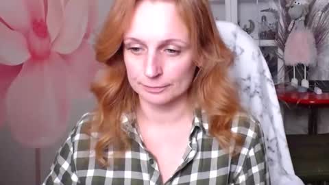 Snapshot of denhiey_here chatting on January 24, 2025, 6:56 pm denhiey online show from January 24, 2025, 6:56 pm