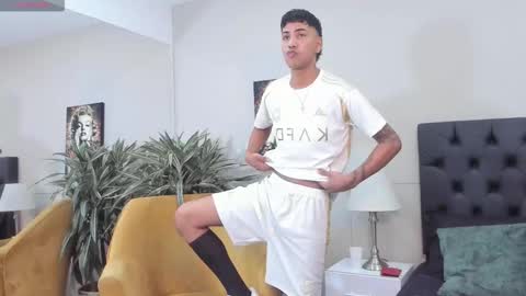 Denis Carpenter online show from September 18, 2025, 8:44 pm