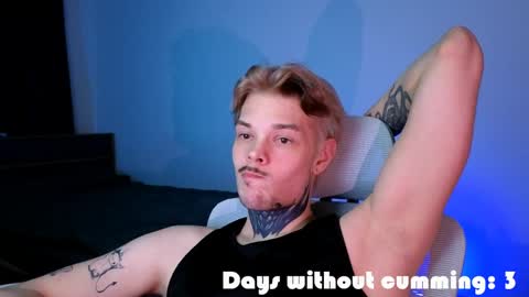 Denis online show from April 22, 2026, 11:39 pm