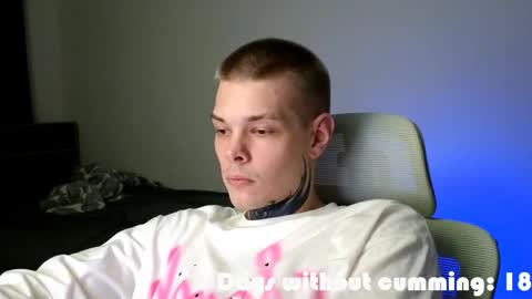 Snapshot of denis_here chatting on May 22, 2026, 11:54 pm Denis online show from May 22, 2026, 11:54 pm