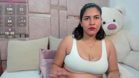 Denisse Khan online show from October 20, 2025, 11:05 pm