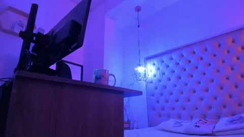 Snapshot of denisse_logan chatting on July 23, 2026, 3:04 am denisse_logan online show from July 23, 2026, 3:04 am