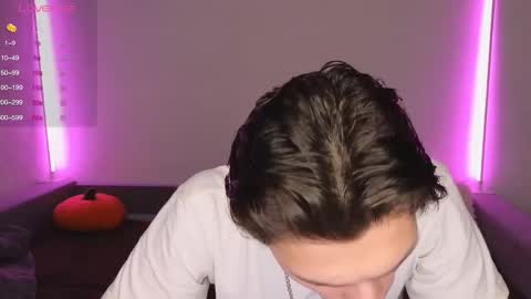 Snapshot of denlover chatting on December 21, 2025, 2:24 pm Den online show from December 21, 2025, 2:24 pm