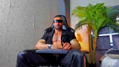 dennis_cox_ online show from February 22, 2025, 5:44 am