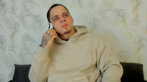 dennis munera online show from January 8, 2025, 12:37 pm