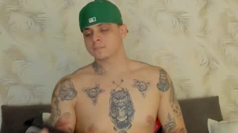 dennis munera online show from February 9, 2025, 9:17 pm