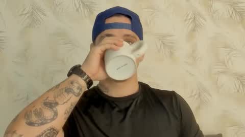 dennis munera online show from February 28, 2025, 12:42 pm