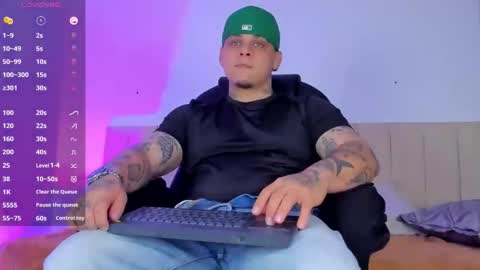 dennis munera online show from September 24, 2025, 10:29 am