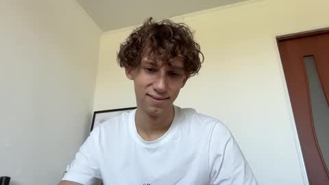 Jasper   online show from September 23, 2025, 10:29 am