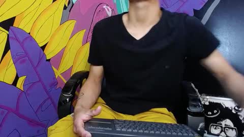 Denverr    online show from November 25, 2025, 12:16 pm