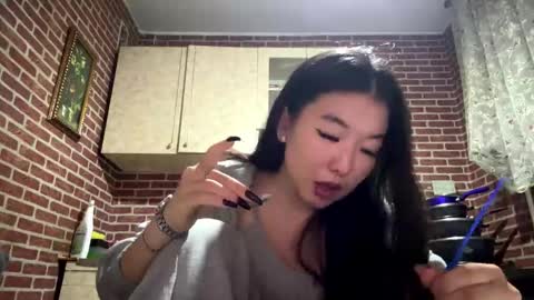 Emma online show from January 14, 2026, 2:23 pm