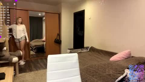 Vi  Victoria online show from November 30, 2025, 12:09 pm