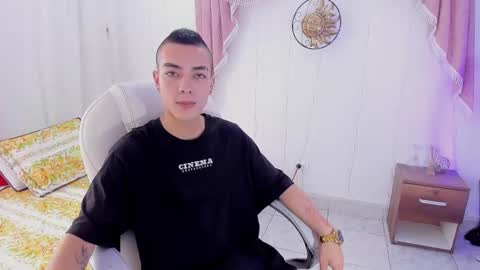 Snapshot of dereck_boy8 chatting on October 2, 2025, 9:44 pm Dereck Boy online show from October 2, 2025, 9:44 pm