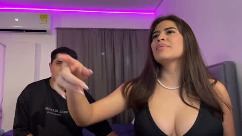 Snapshot of dereckbrownn chatting on January 26, 2025, 8:13 pm Dereck online show from January 26, 2025, 8:13 pm