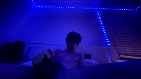 derek9169 online show from November 18, 2025, 6:07 am