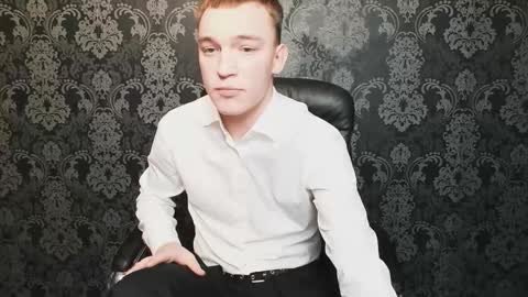 Derek online show from October 28, 2025, 12:30 pm