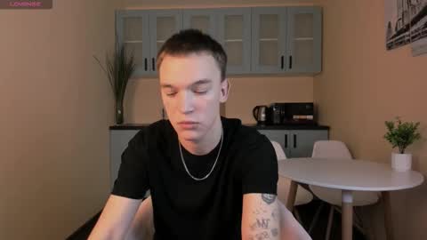 Derek online show from November 13, 2025, 7:24 pm