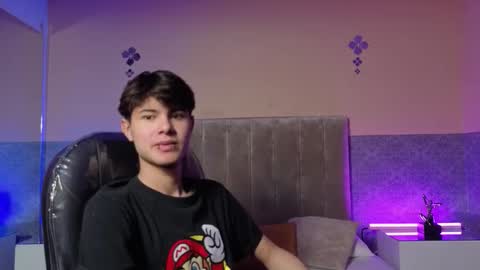 derek_sinn online show from February 27, 2026, 8:09 pm