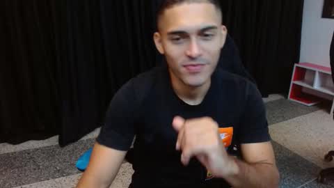 D E R E K online show from November 27, 2025, 11:56 am