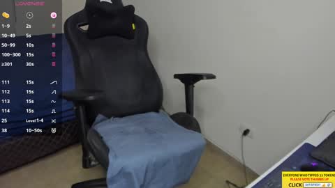 Snapshot of derekcb chatting on January 25, 2025, 12:16 pm Derekcb online show from January 25, 2025, 12:16 pm