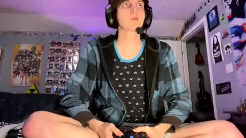 Snapshot of derekdings chatting on February 12, 2026, 11:38 am derekdings online show from February 12, 2026, 11:38 am