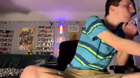 Snapshot of derekdings chatting on May 11, 2026, 9:12 pm derekdings online show from May 11, 2026, 9:12 pm