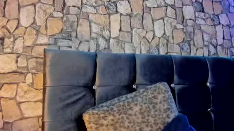 DEREKK   online show from January 23, 2025, 6:06 am