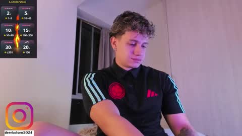 Derek  IG Derekolsen2024 online show from September 10, 2025, 2:44 am