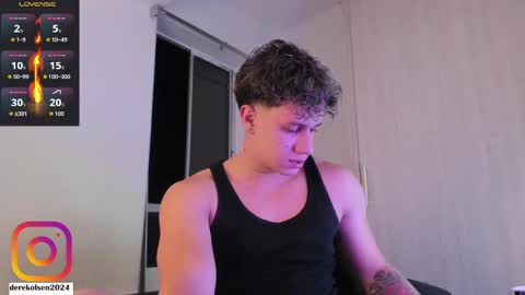 Derek  IG Derekolsen2024 online show from September 26, 2025, 2:59 am