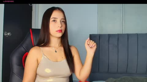 derly_cuervo703031 online show from May 18, 2026, 6:14 pm