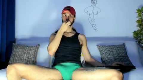 Snapshot of derrymaster chatting on May 11, 2026, 3:01 am JhimyMaster online show from May 11, 2026, 3:01 am