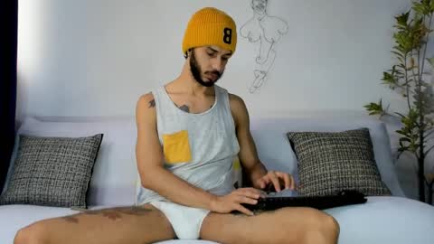 Snapshot of derrymaster chatting on May 25, 2026, 3:51 pm JhimyMaster online show from May 25, 2026, 3:51 pm