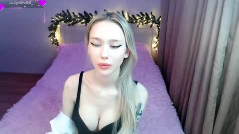 Ari online show from January 15, 2025, 8:05 pm