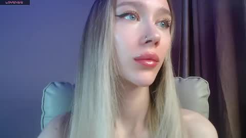 Ari online show from April 19, 2026, 4:39 pm