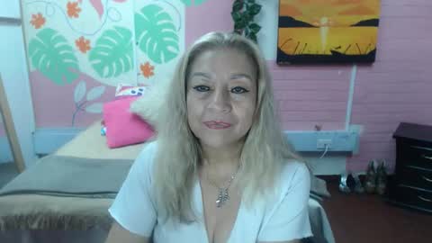 VALERIA online show from April 23, 2026, 2:52 pm