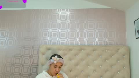 Sara Desire online show from January 19, 2025, 12:28 pm