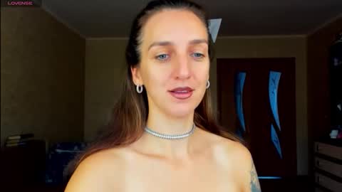 Snapshot of desired_zoya chatting on September 25, 2025, 5:22 am desired zoya online show from September 25, 2025, 5:22 am