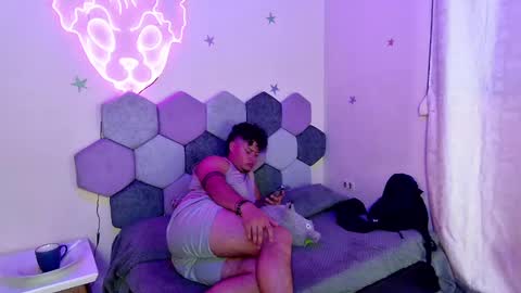 TORI AND MR. BEAR online show from January 5, 2025, 9:36 pm