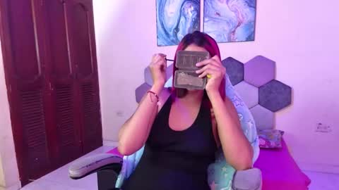 TORI AND MR. BEAR online show from October 1, 2025, 5:52 pm