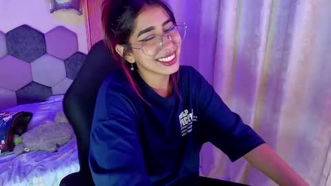 TORI AND MR. BEAR online show from February 28, 2026, 5:58 pm