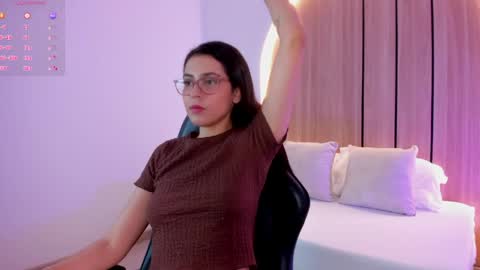 desire online show from April 25, 2026, 7:11 pm