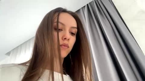 Ksenia online show from May 14, 2026, 4:41 am