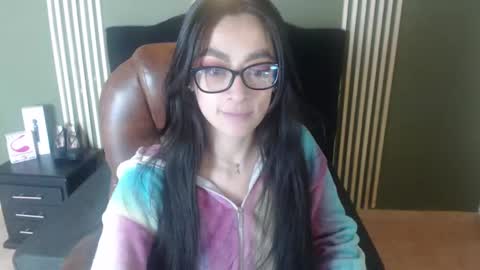 Desiring Angel online show from December 18, 2024, 4:39 pm