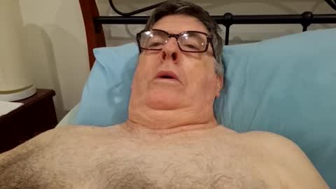 Desmon1958 online show from March 30, 2026, 8:21 pm