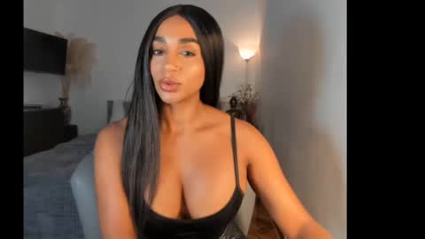 Destinne Mill online show from January 12, 2025, 3:57 pm