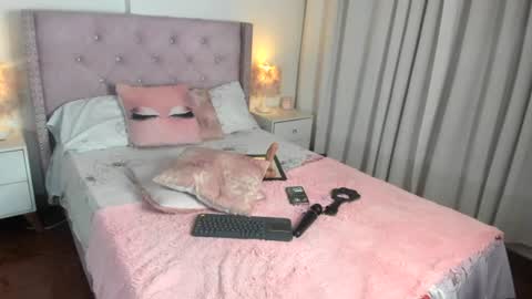 Snapshot of destinysweet21 chatting on August 5, 2026, 11:06 pm destinysweet21 online show from August 5, 2026, 11:06 pm